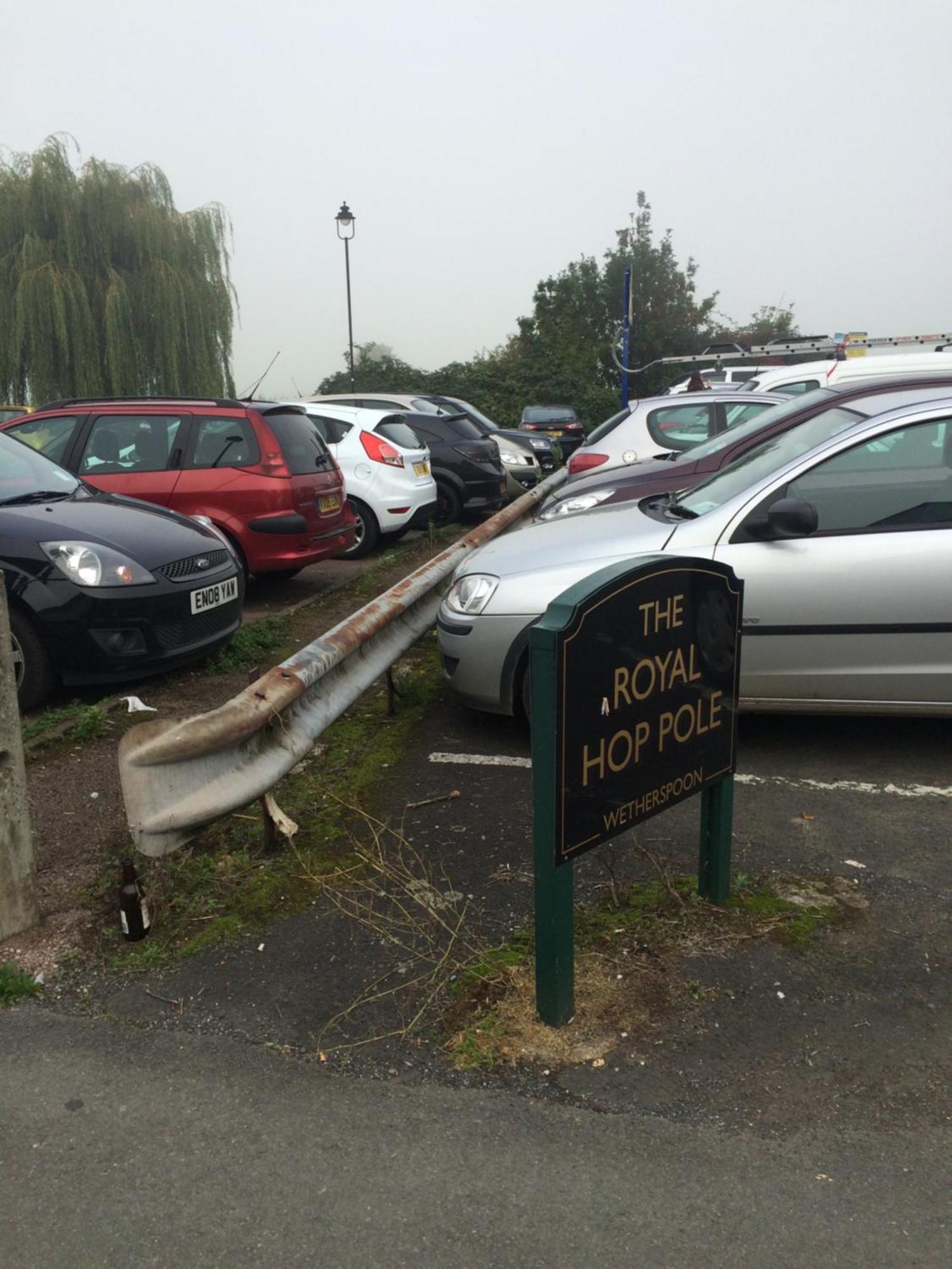 The Royal Hop Pole Wetherspoon Тьюксбери Экстерьер фото